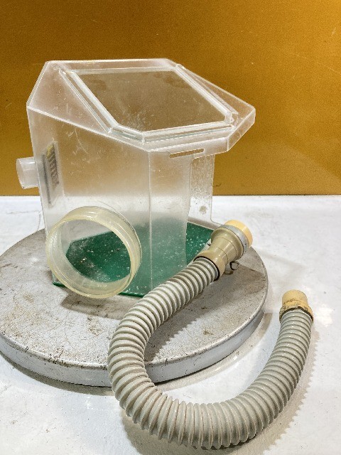 【1円スタート！】YOSHIDA LaBox 歯科技工用クリーンボックス 作業ボックス その1