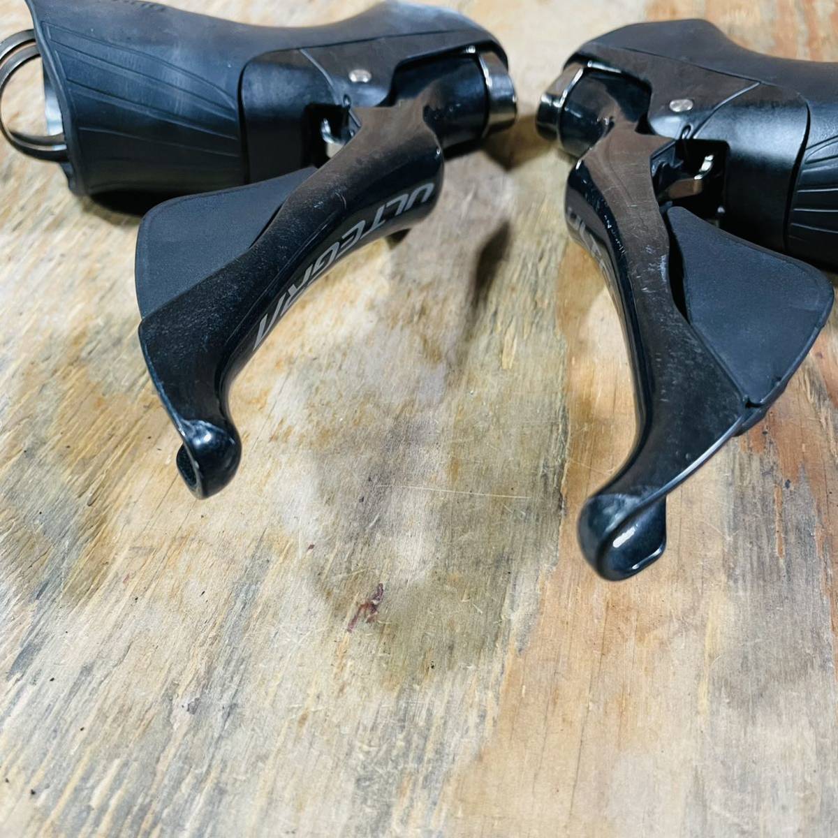 SHIMANO ULTEGRA ST-R8000 2×11速対応 STIレバー シフトレバー
