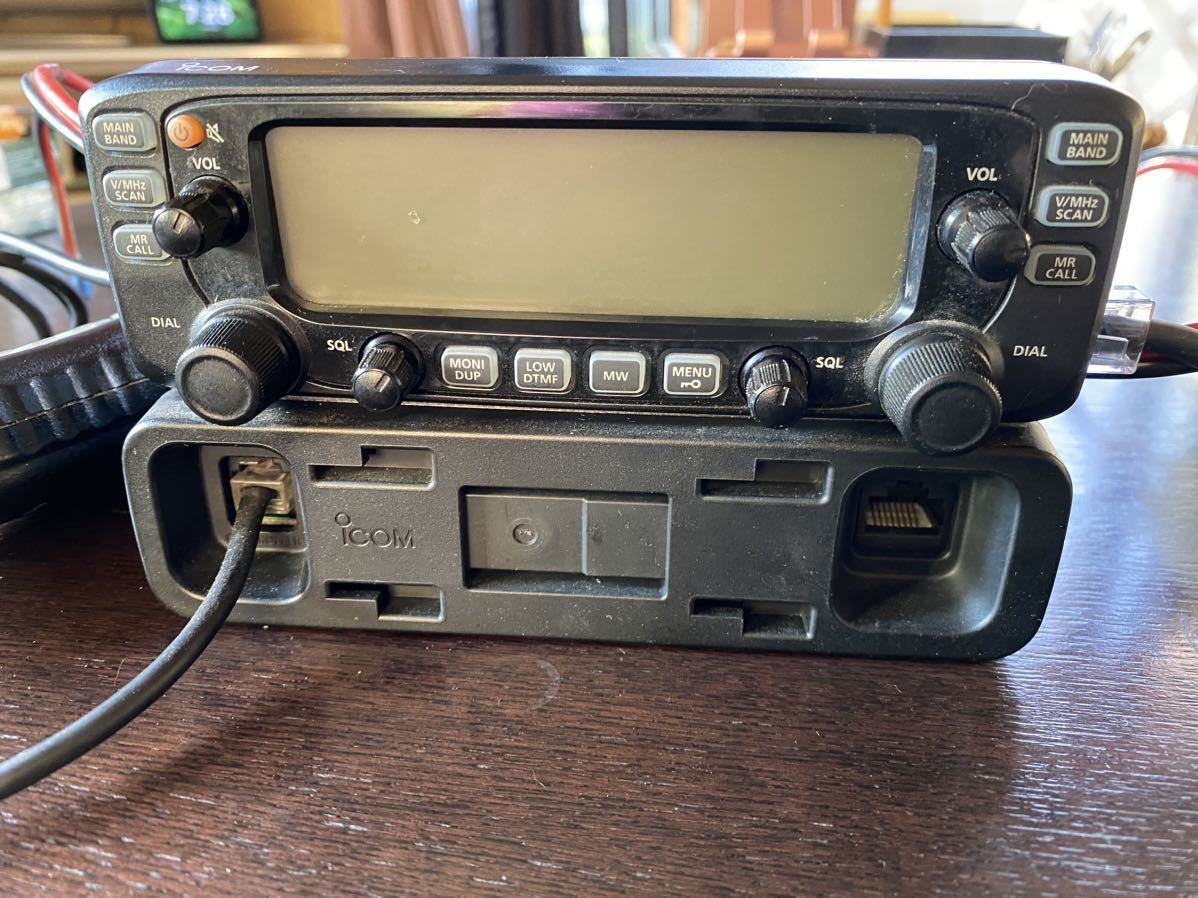 ICOM IC2730