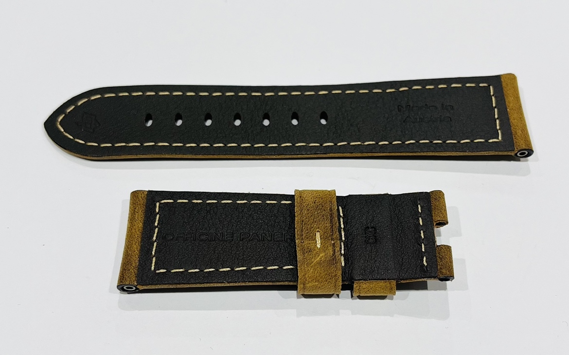 純正 パネライ レザーベルト 24/22 Dバックル用 ダークブラウン 美品 パネライ 24⁄22 純正 レザーベルト ダークブラウン 美品の Dバックル用