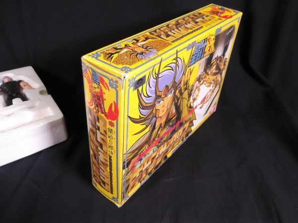 聖闘士聖衣大系 聖闘士星矢 黄金聖衣 蠍座のクロス 未使用 - 【当時物