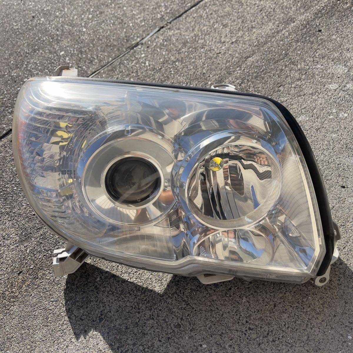 良品 215 サーフ 後期 ヘッドライト 純正 メッキ 左右 ハイラックス