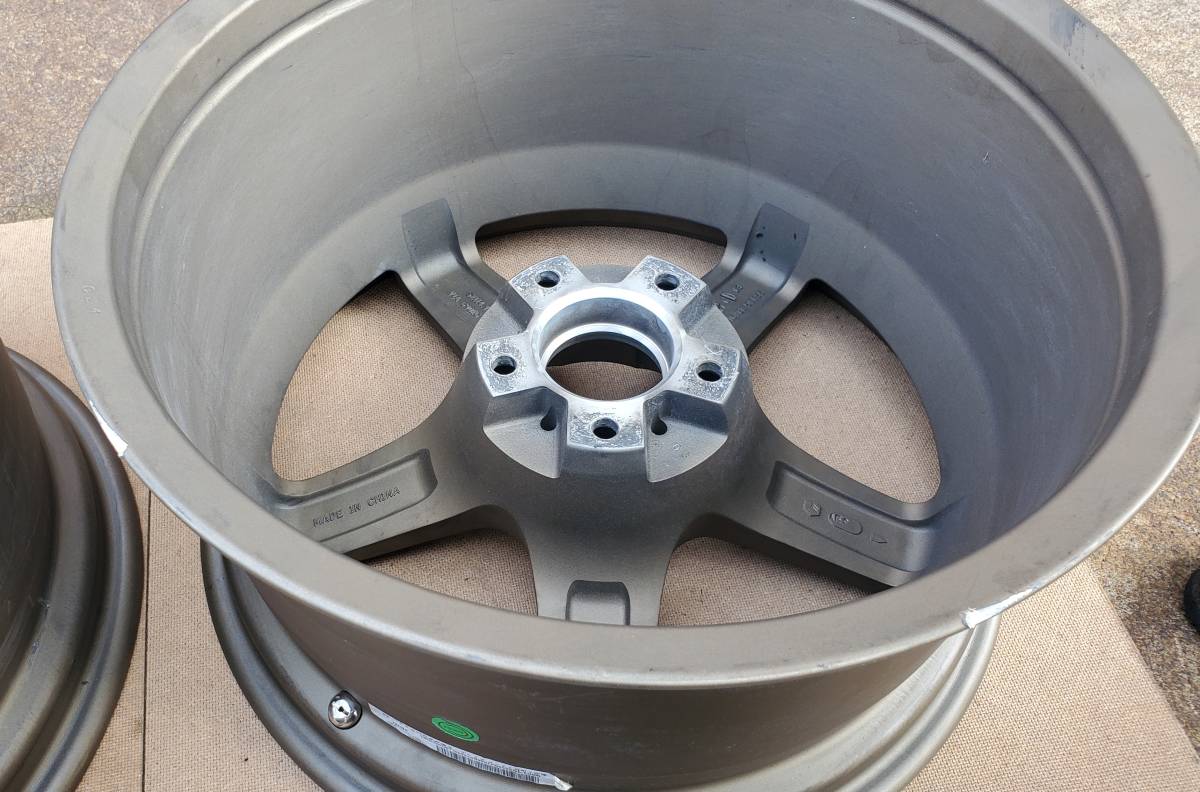 VALINO ヴァリノ×Advanti RACING GV330 ホイール 18インチ×9.5J 5H 