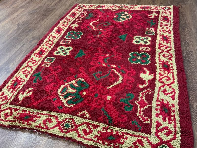 ★レッドドラゴン★137×96cm ブルガリア産 絨毯 ラグ アンティーク家具 トライバル ハンドメイド 手織り カーペット 02ADSRM231102009D