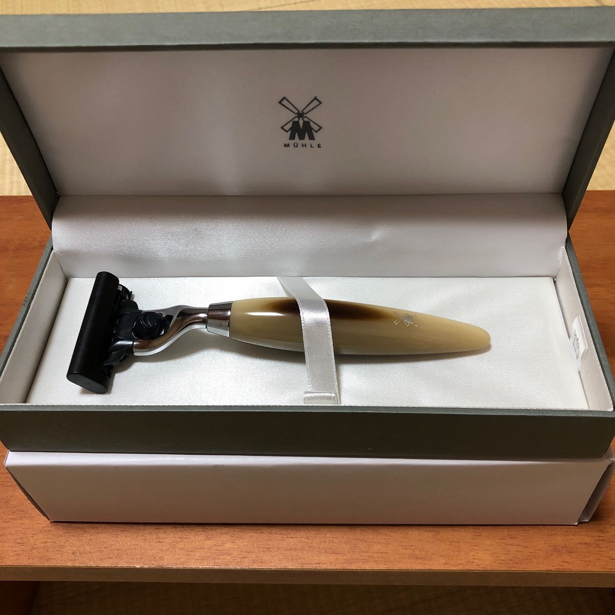 MUHLE ミューレ KOSMOコスモ レイザー 髭剃り カミソリ ジレット 未使用 高級