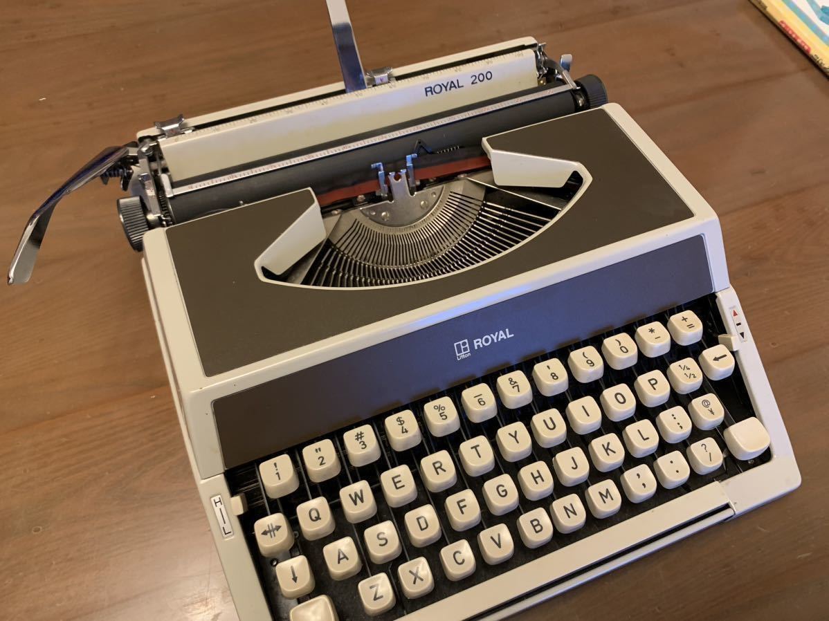 送料無料】MARUZEN ROYAL PORTABLE TYPEWRITER 200 ロイヤルタイプ