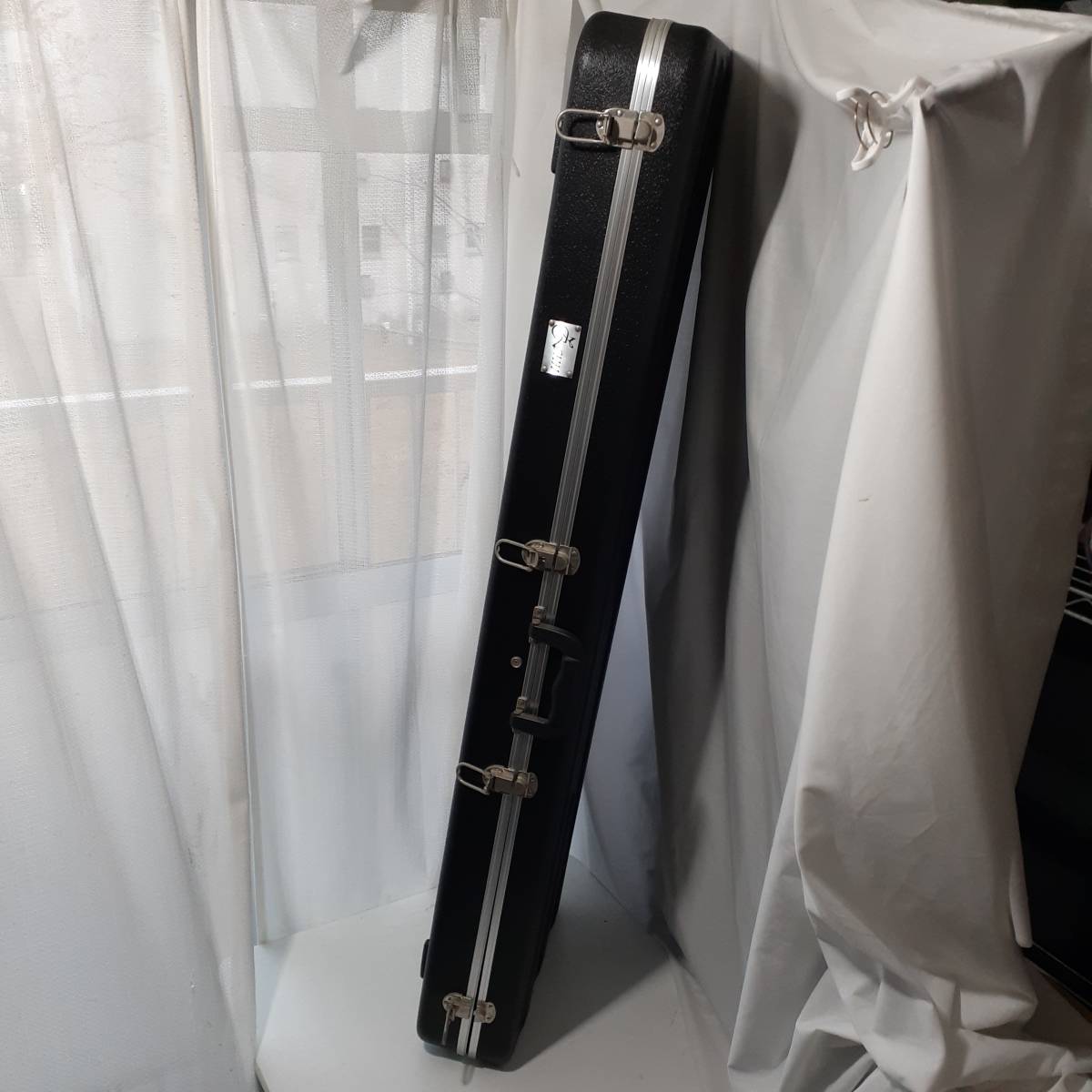 ZENN bass guitar hard case ゼン ベースハードケース 残念ながら鍵が 