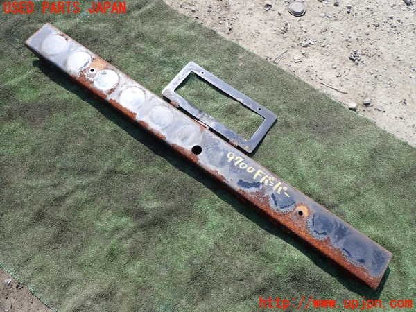 1UPJ-97001010]三菱ジープ(J53)フロントバンパー 中古