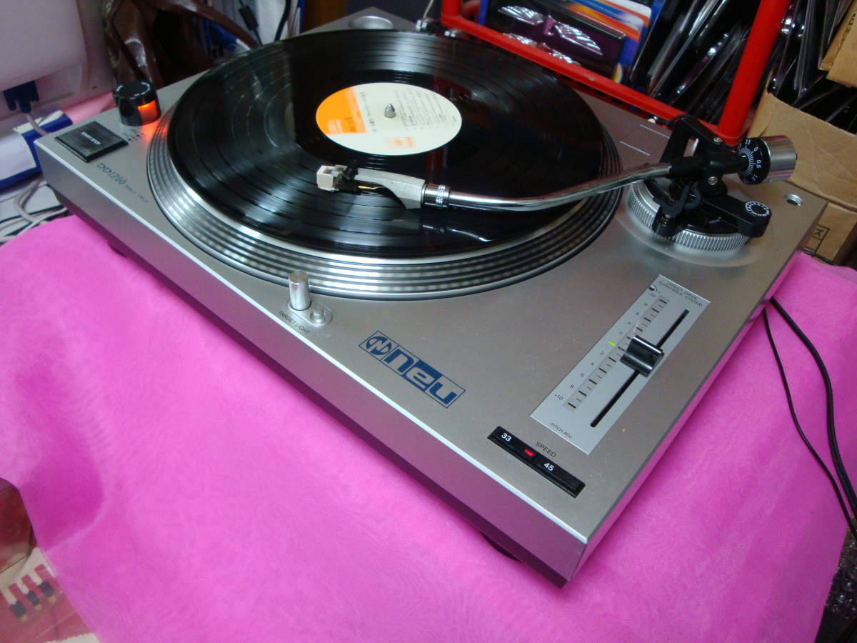 ★☆クウォーツＤＣサーボモーター Ｄ．Ｄ．ターンテーブル ヌー ＤＤ－１２００ 完動品 ＶＭ型カートリッジ付 元箱入り☆★