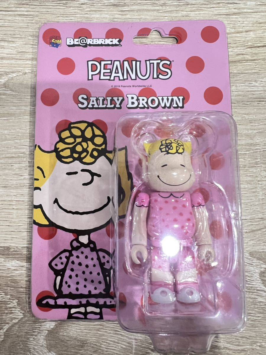 劇レア BE@RBRICK PEANUTS SNOOPY 100% ピーナッツ スヌーピー SALLY