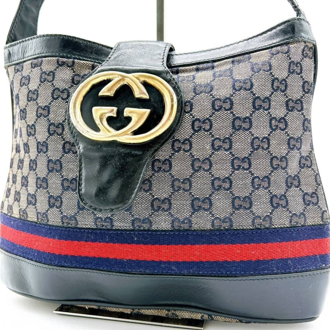 グッチ 【美品】 GUCCI ショルダーバッグ インターロッキング 金具 