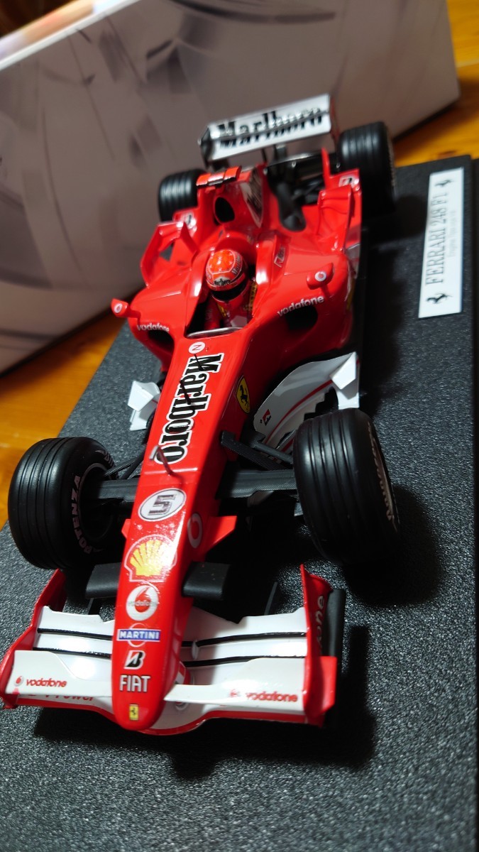 1/18 2006年型フェラーリF1タバコ使用 シューマッハ車 フェラーリ 1