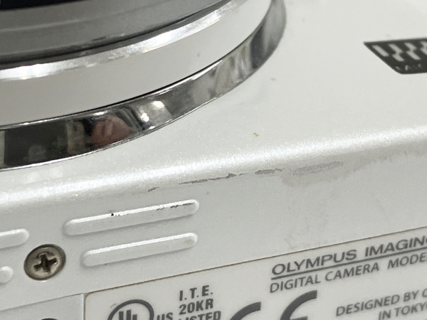 OLYMPUS E-PL6 ミラーレス一眼 M.ZUIKO DIGITAL 14-42mm F3.5-5.6 M.ZUIKO DIGITAL 40-150mm F4.0-5.6 ダブルズームキット 中古 O8244123