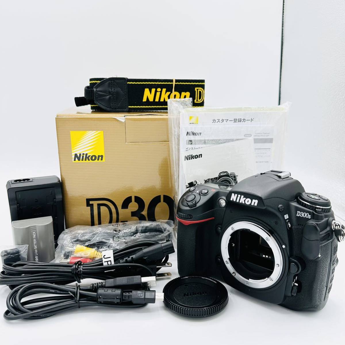 ほぼ新 9248ショット！！】Nikon デジタル一眼レフカメラ D300S ボディ