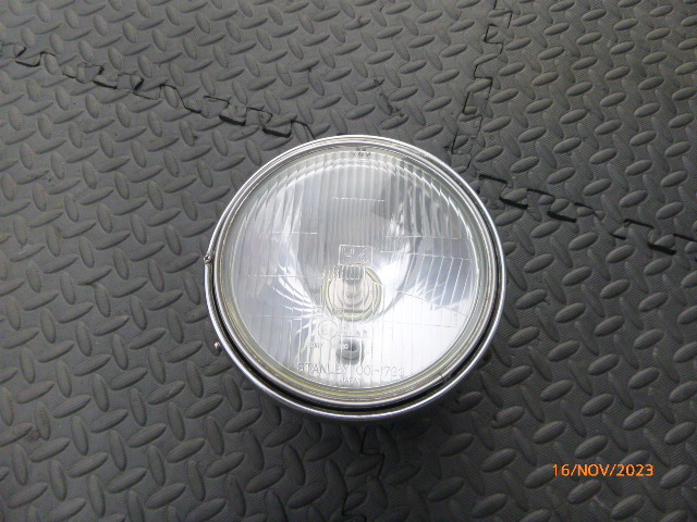 CBX400F/CBX550F 純正 ヘッドライト 貴重 当時物 純正部品 ホンダ 旧車 NC07 PC04 CBX400F CBX550F 純正 CBX400f CBX550f ヘッドランプ