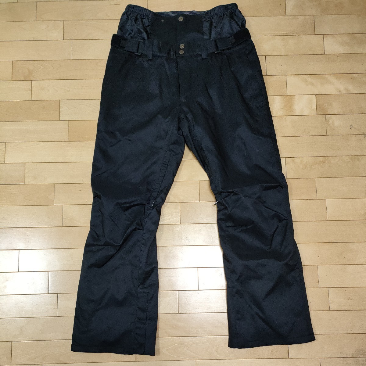 中古　ネームレスエイジ　スノーボードパンツ　色黒　XXLサイズ