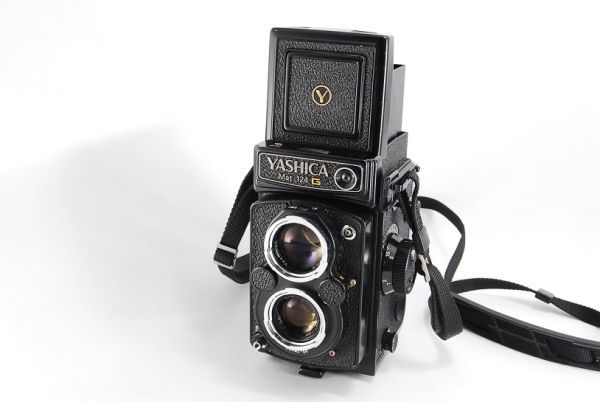 【完動美品】YASHICA Mat-124 G 二眼レフ 動作確認済み 豊富な，定番人気】 ヤシカ 二眼レフ○YASHICA Mat-124G