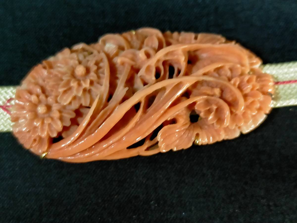 帯留め サンゴ 帯留 珊瑚 和装小物 古美術ささき | 珊瑚(サンゴ) 茄子 