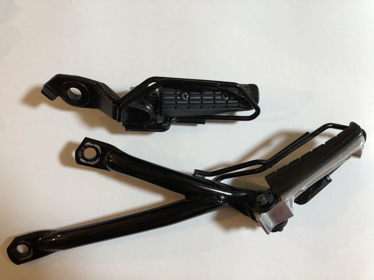 SR400 2000年式タンデムステップ 3HTB 3GW-27432-00-33 3GW-27442-00-33