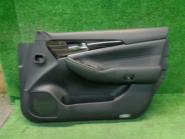 トヨタ クラウン 210系 GRS210 GRS211 GRS214 リア右 右リア ドアトリム 内張り　※ 個人宅配送不可 　　2023.10.17.HT.4-K1-1　23090382