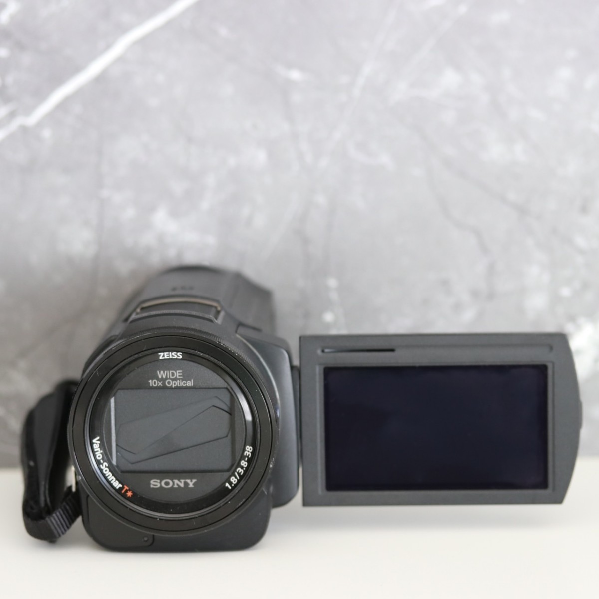 FDR-AX30 SONY ソニー | Handycam 4K デジタルビデオカメラ ブラック カメラ HANDYCAM ビデオカメラ 4Kハンディカム ハンディカム (ソニー) カメラ、光学機器 ◇88