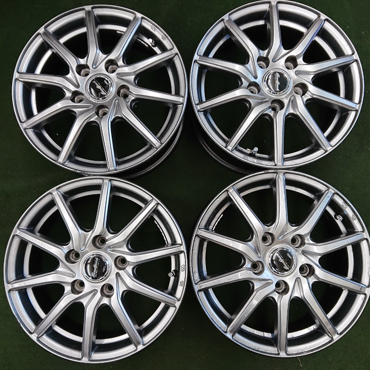 ★中古品★MID　eurospeed　15インチ　４本セット　15×6J　+52　114.3-5H【他商品と同梱歓迎】