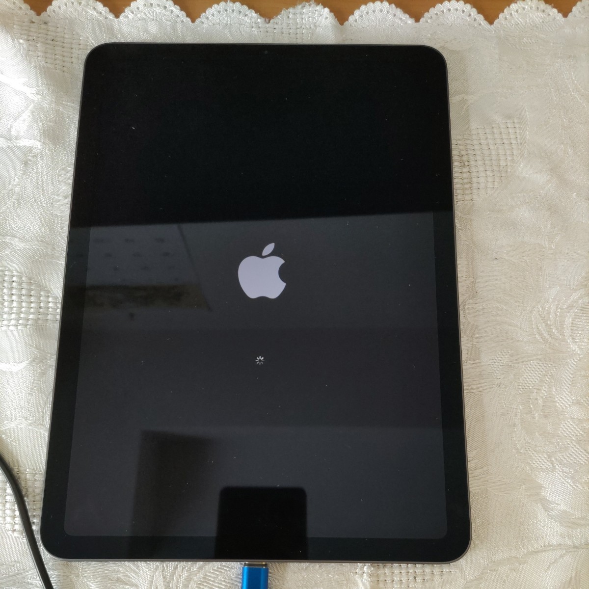 ジャンク☆Apple iPad Air 第4世代 64GBスペースグレー /AWiFiモデル