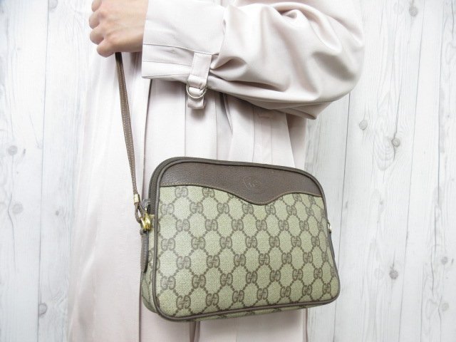 極美品 GUCCI グッチ オールドグッチ GGスプリーム ショルダー 極美品 GUCCI グッチ オールドグッチ GGスプリーム ショルダー