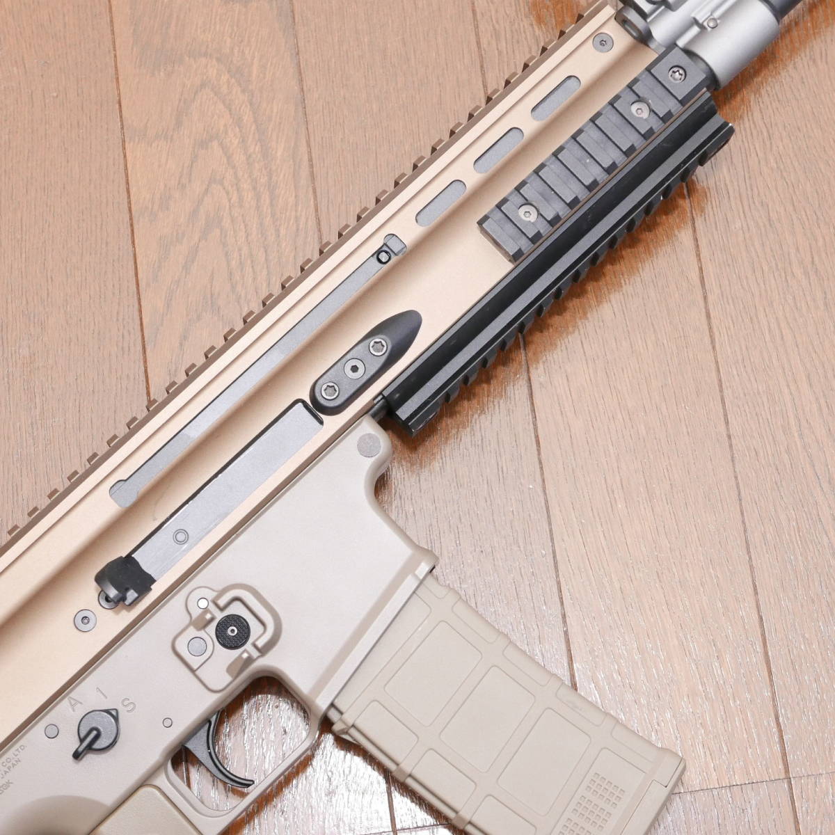 東京マルイ 次世代電動ガン SCAR-L FDE スタンダードマガジン仕様 中古 