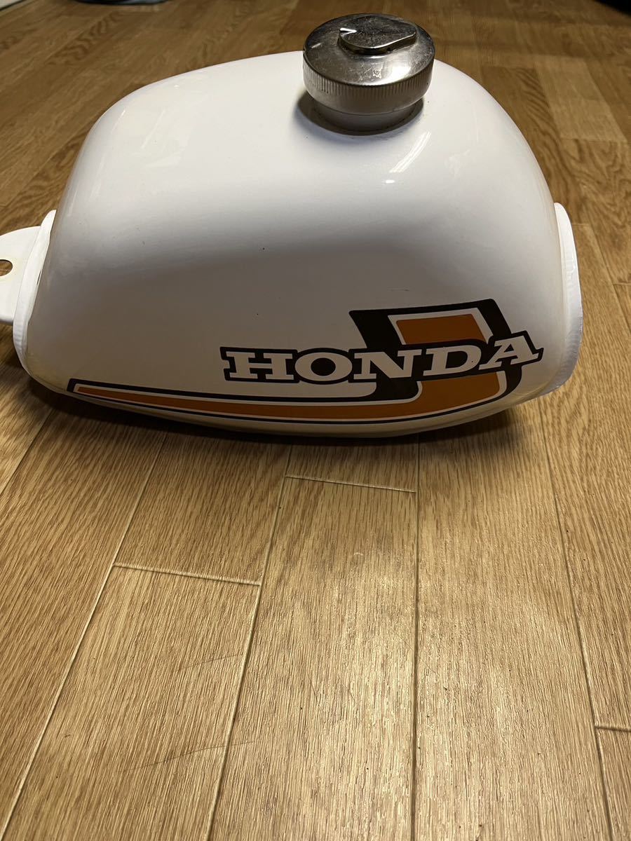 ✨新品 ゴリラ 燃料タンク 鍵＆キャップ＆コック付き モンキー 黒色