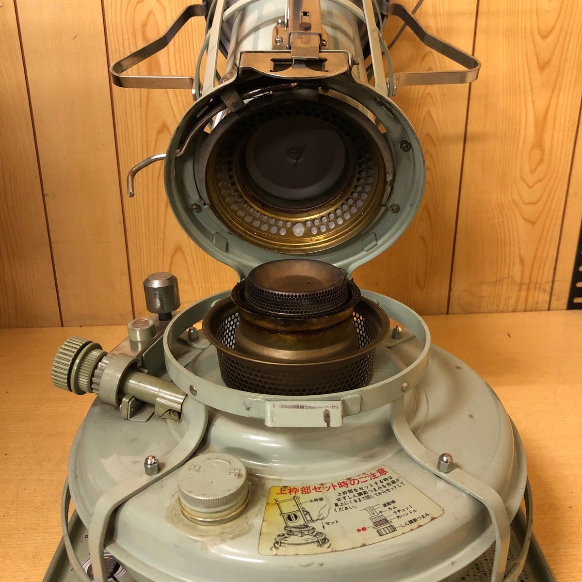 アラジンの石油ストーブ Aladdin／アラジンJ380001B 石油ストーブ 現状