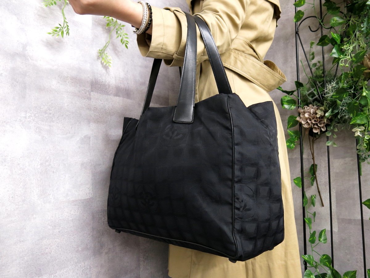 超美品○CHANEL シャネル○ココマーク○ニュートラベルライン 