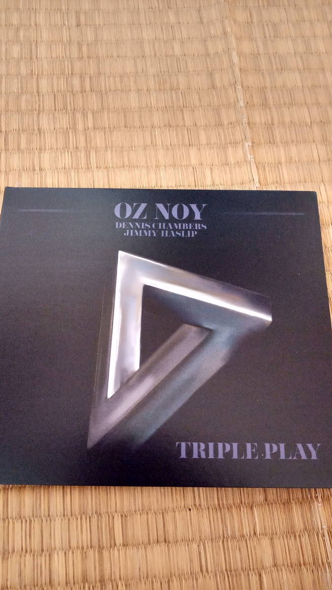Oz Noy 『Triple Play』 オズ・ノイ　ライブアルバム　デニス・チェンバース参加　新品同様_1