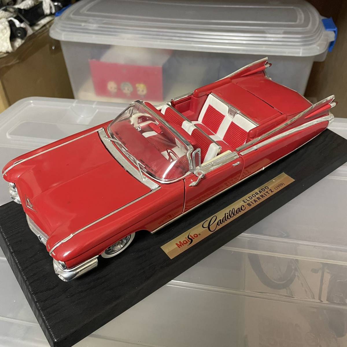 マイスト キャデラック エルドラドMaisto Cadillac ELDORADO BIARRITZ