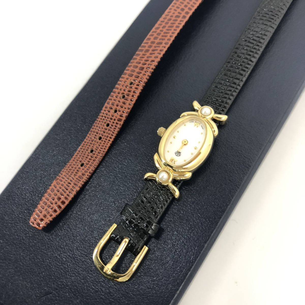 稼働ミキモト マルチフォームウォッチ シェル文字盤 腕時計 5Pパール