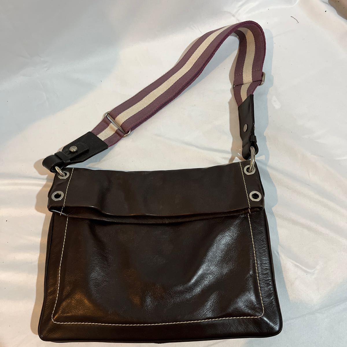 BALLY バリー ショルダーバッグ レザー トレスポライン