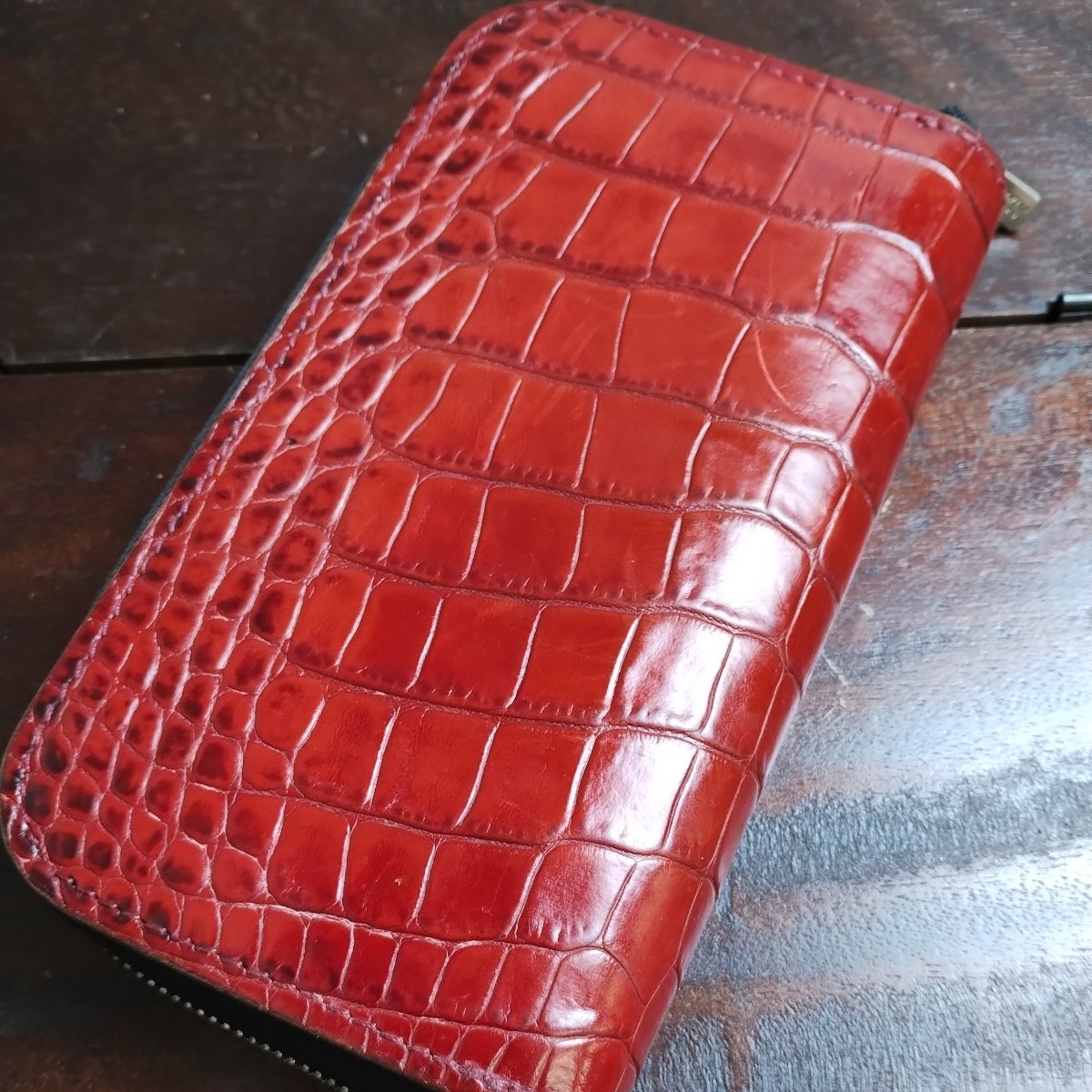 アリズニ クロコダイル 財布　ワニ革　高級　バイカー　ウォレット