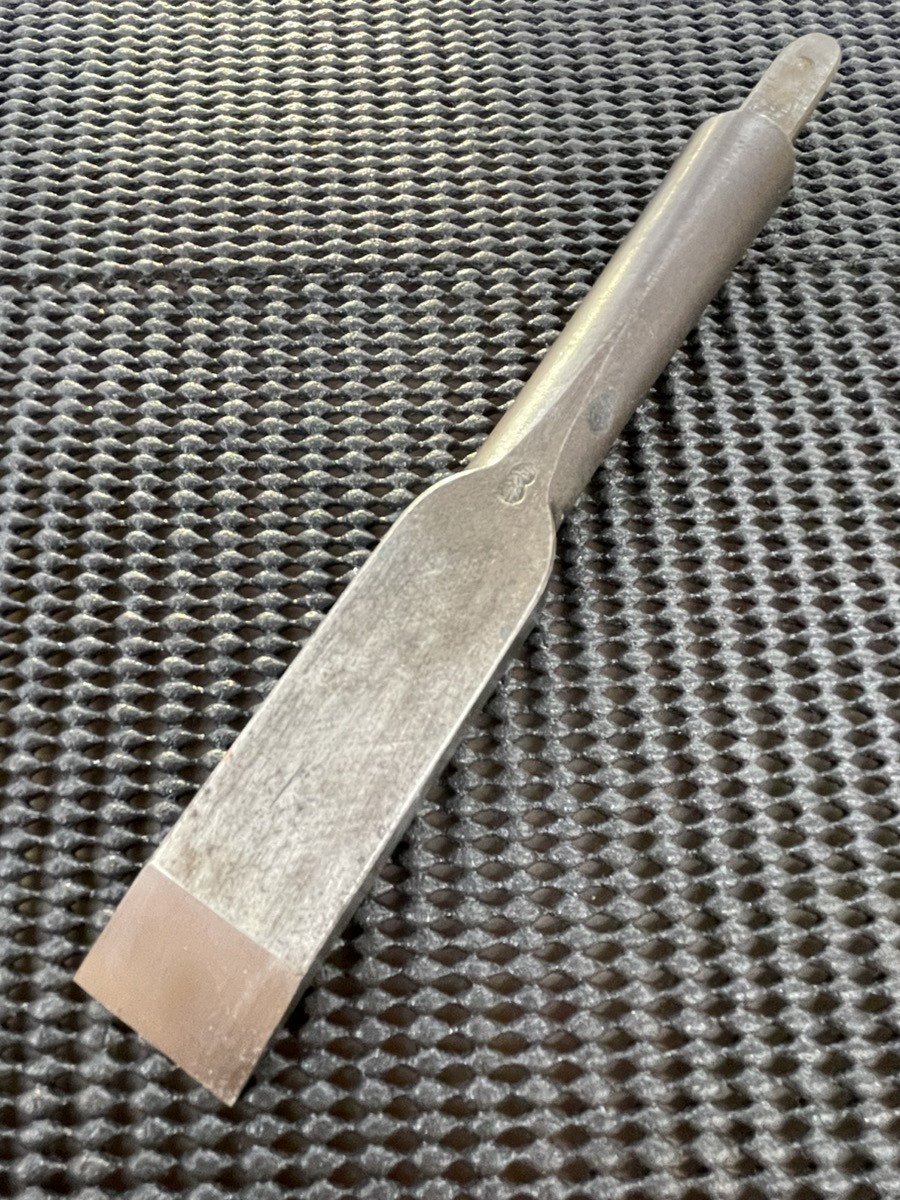 【中古品】【希少】左久作 山入鋼 鑿 約22.93mm
