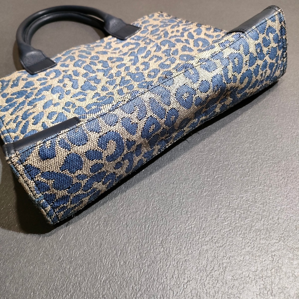 希少✨トリーバーチ レオパード トートバッグ ロゴ A4収納可能