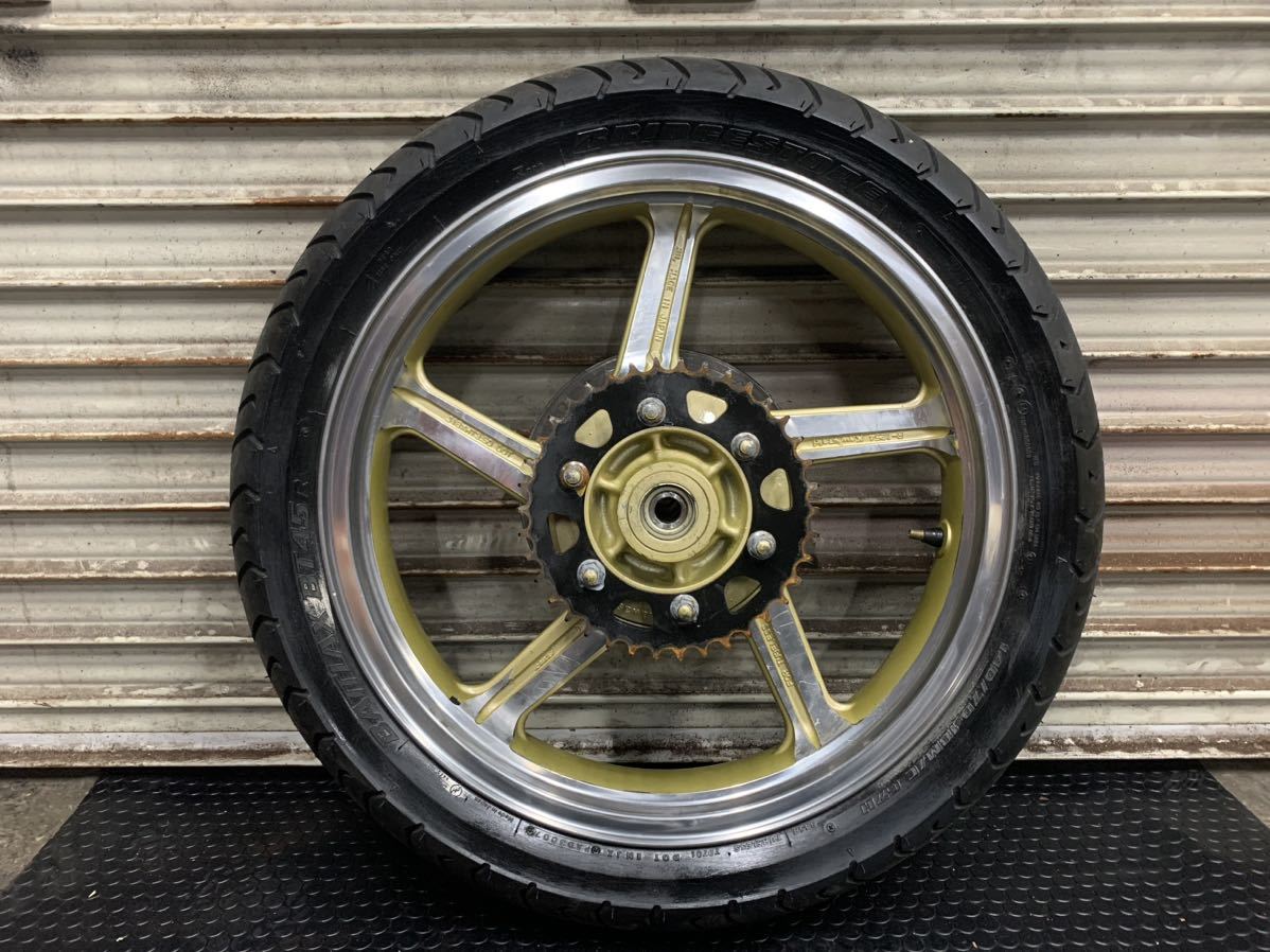 極上 ゼファー400 確実実動 リアホイール ホイール 一台解体出品中