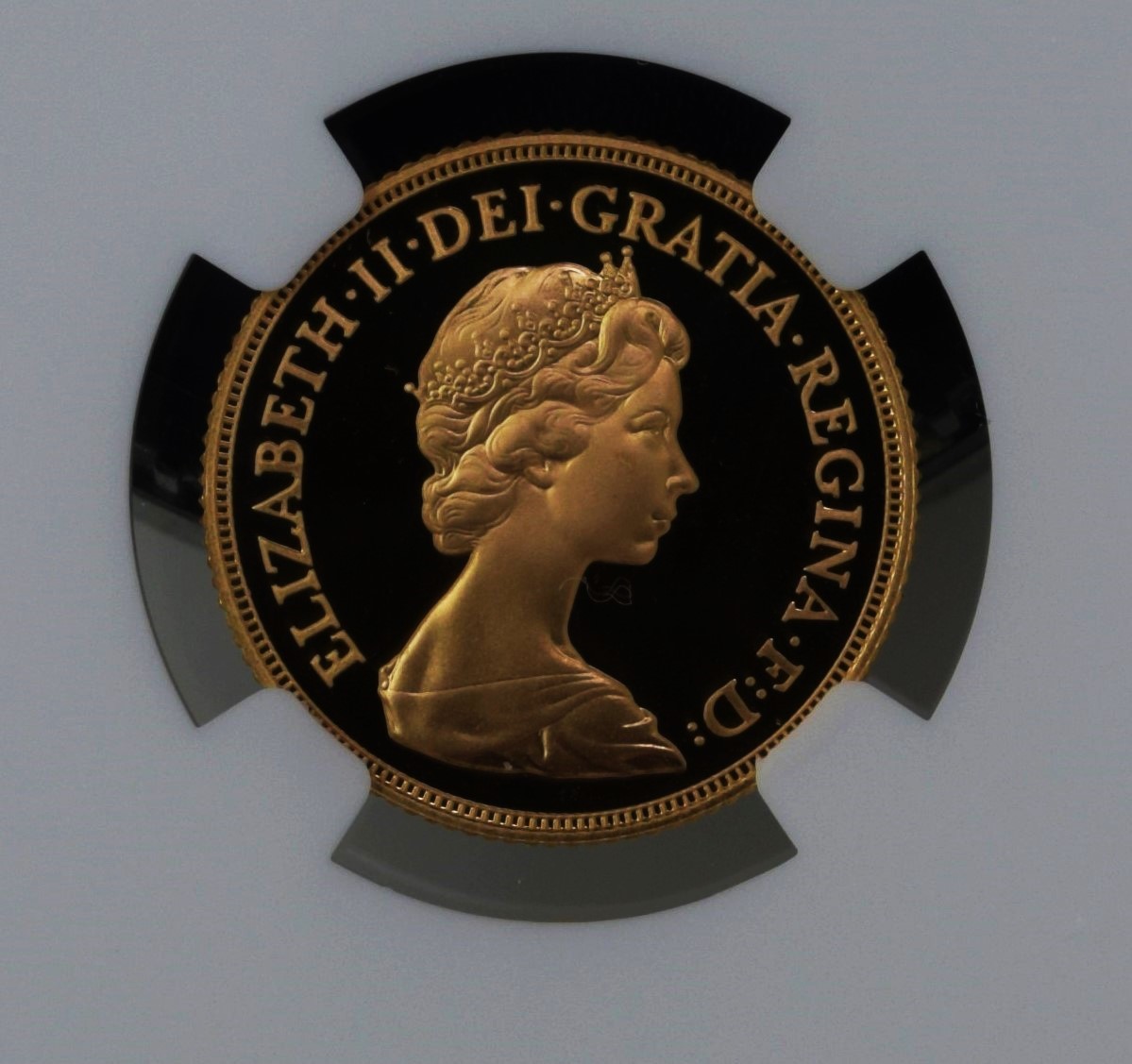 準最高鑑定PF69】イギリス1983年ヤングエリザベス女王ソブリン金貨NGC 