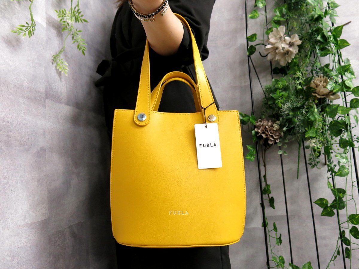 フルラ FURLAのフリマアイテム一覧 ミニトート 極美品FURLA 2way 