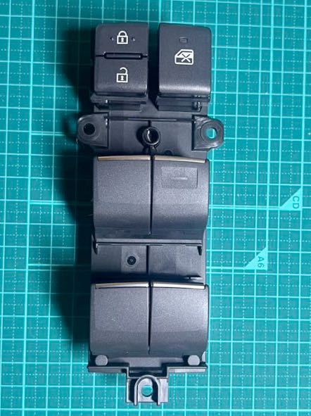 rav4パワーウィンドウスイッチ RAV4 トヨタ 50系RAV4全部光るタイプ