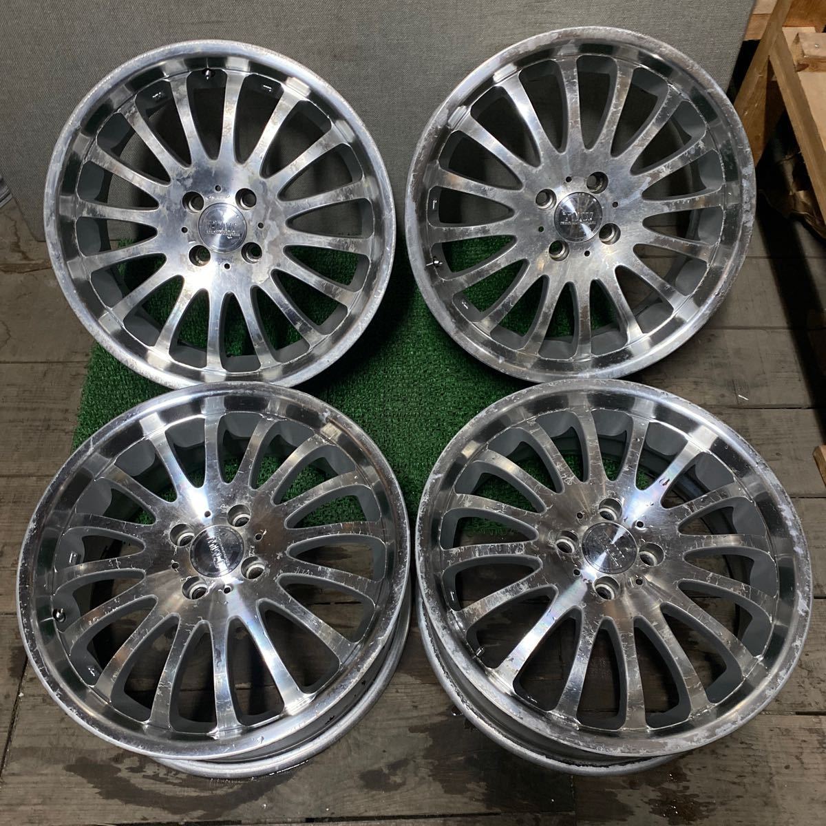 TMWホイール 17インチ 17×7J OFF;+48 +PCD;100-4H ハブ径;約72mm 傷 