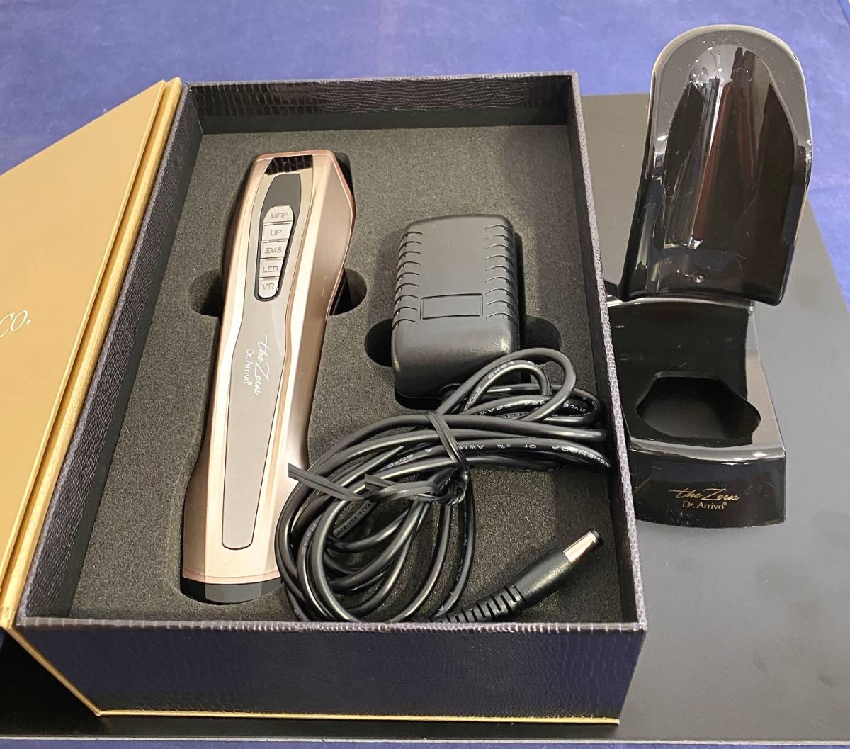 ドクターアリーヴォ ゼウス Ⅱ -アテナローズ-<br>（美顔器） | 美顔器