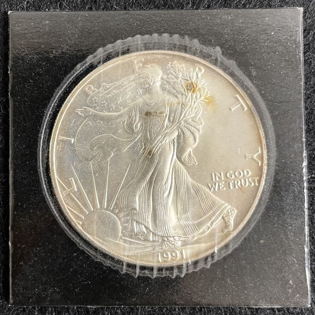 【限定SALE，定番】 アメリカ 1ドル銀貨 アメリカンイーグル銀貨 純銀 1991年 1oz FINE SILVER 31.3ｇ/40.6mm 1トロイオンス SV999 シルバー コイン LIBERTY(北アメリカ)｜売買されたオークション情報、yahooの商品情報をアー 北アメリカ