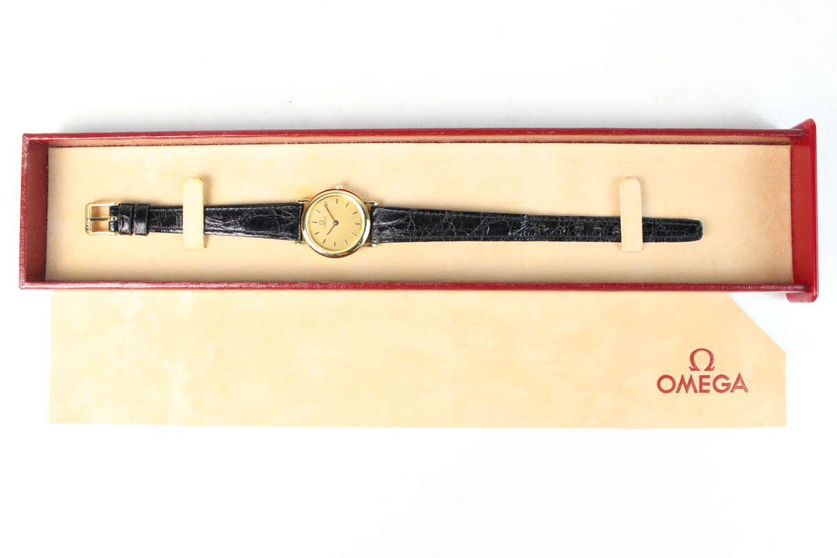 【え仙】OMEGA オメガ DeVille デビル 腕時計 ケース付き クオーツ レディース 革ベルト MCZ01LLL85 オメガ デビル OMEGA 0 QUARTZ Cal.625
