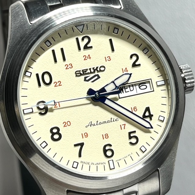 110周年記念モデル 世界限定6，000本 新品 SEIKO 5 セイコー 5 Field Sports Style フィールド スポーツ スタイル 腕時計 自動巻き SBSA241