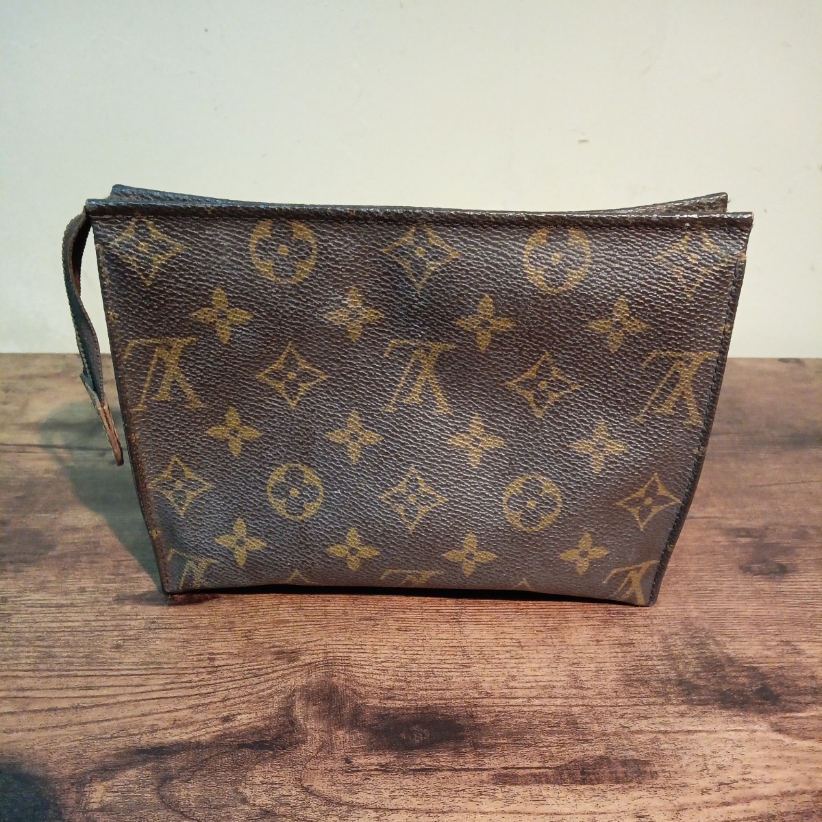 LOUIS VUITTON ルイ・ヴィトン モノグラム M47544 ポッシュトワレ19 