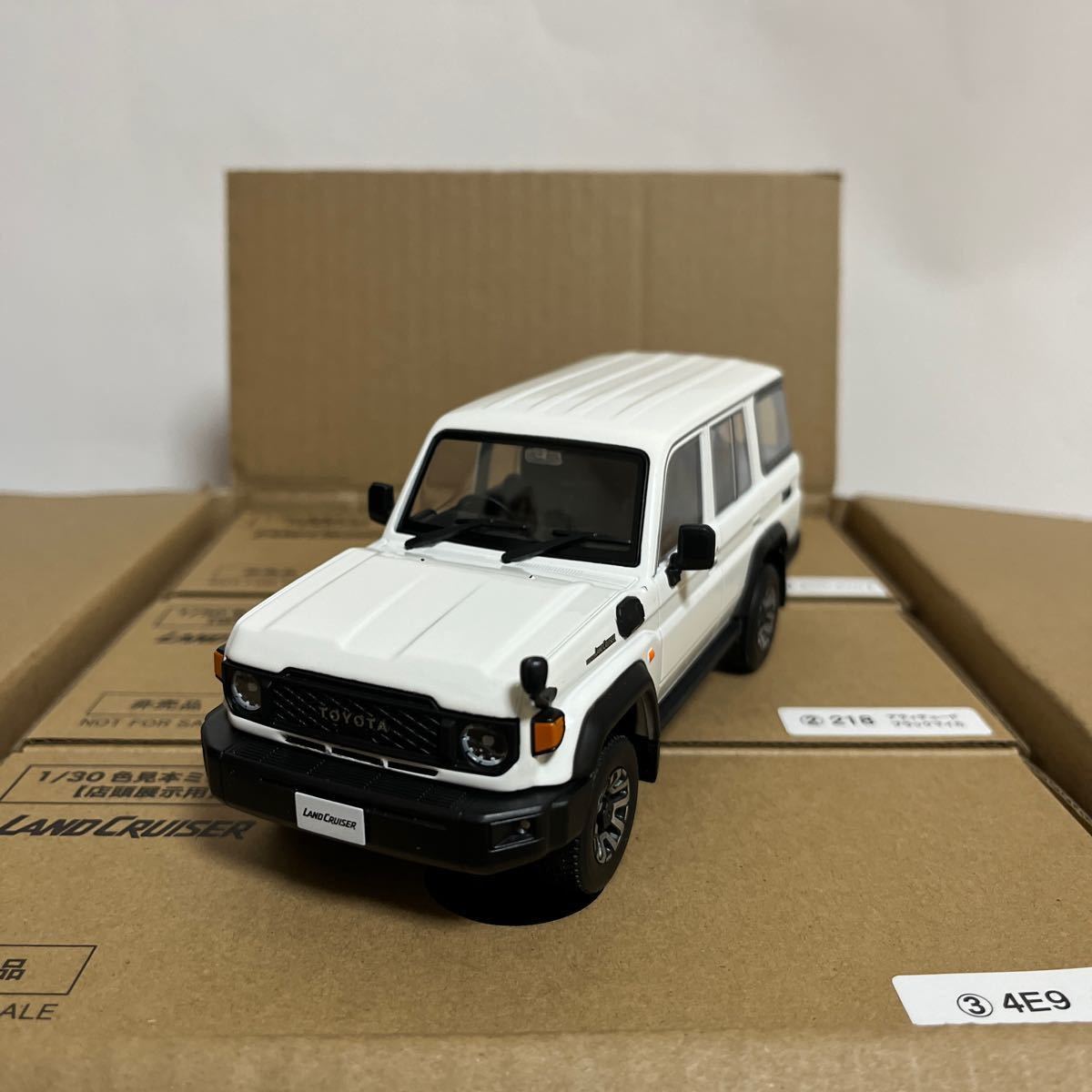 激レア トヨタ 新型ランドクルーザー70 カラーサンプル 3台完全セット 